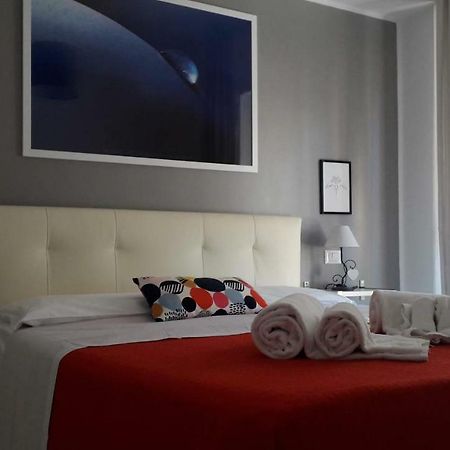Bed and Breakfast Domus Raffaello Roma Exterior foto